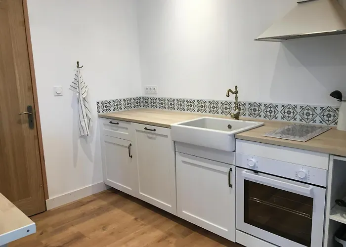 Petit Caprice - Piscine Privee Au Calme Dans Jardin Arbore